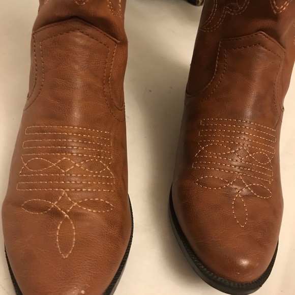 Cowboy boots - Picture 2 of 10